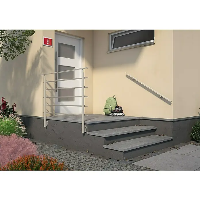Sogem Balaustrada Pure Titanium lateral - 150 x 102 cm, Aluminio, Gris - Imagen de unos escalones de entrada con barandilla decorados con una bolsa verde y patines.