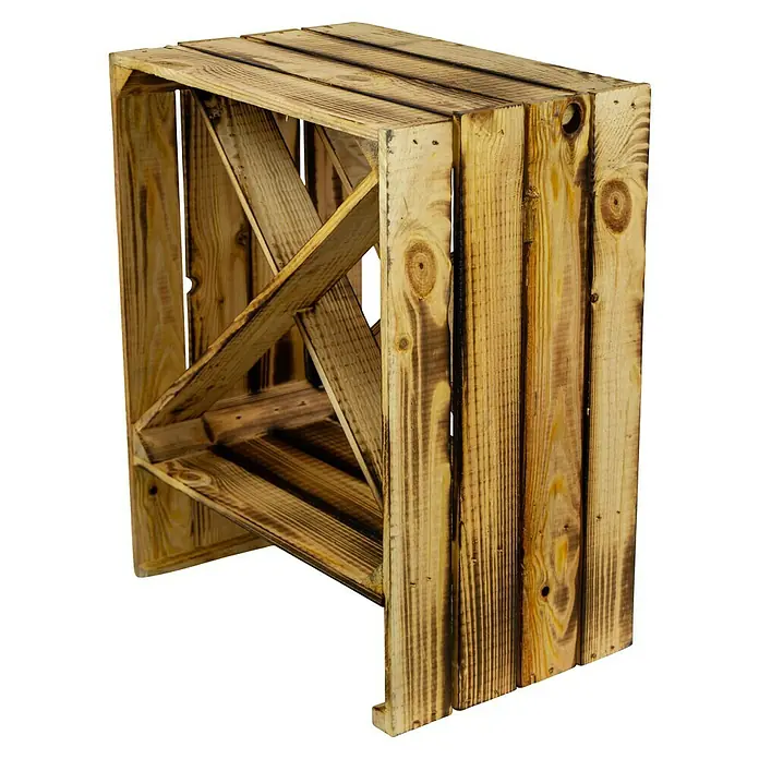 Weinregal X - L x B x H: 50 x 40 x 27 cm, Holz - Dieser Artikel zeigt eine rustikale Holzkiste, die sich ideal für die Aufbewahrung oder als dekoratives Element in Ihrem Zuhause eignet.