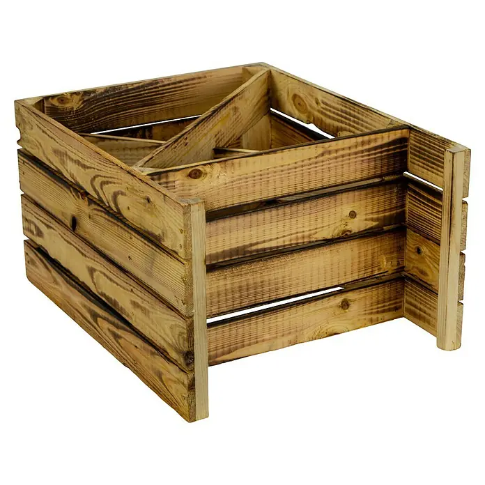 Weinregal X - L x B x H: 50 x 40 x 27 cm, Holz - Rustikale Holzkiste mit dunklen Akzenten, ideal für Dekoration oder Aufbewahrung, präsentiert eine robuste und natürliche Ästhetik.
