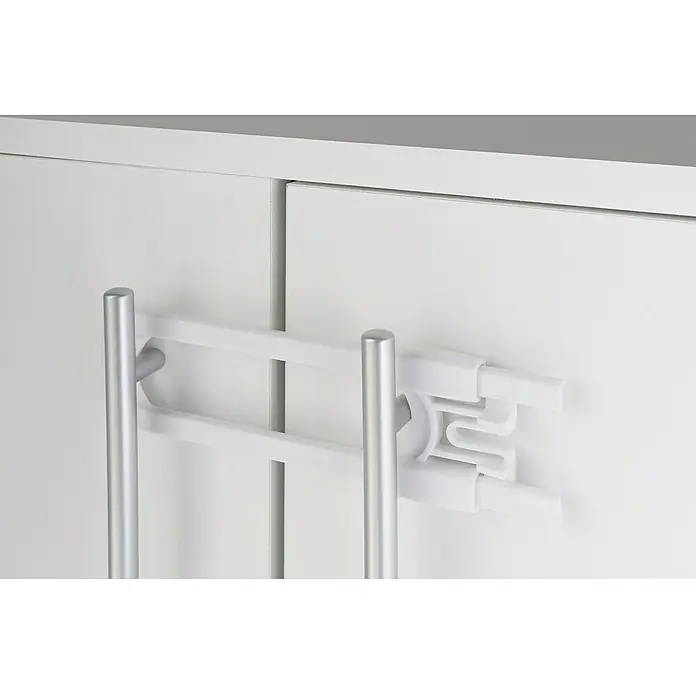 Arregui Cierre para muebles A-1044080 - L x An: 18,5 x 5,5 cm, Blanco - Cierre de seguridad infantil en armario blanco para evitar que los niños abran cajones o puertas. Seguridad infantil práctica en el hogar.