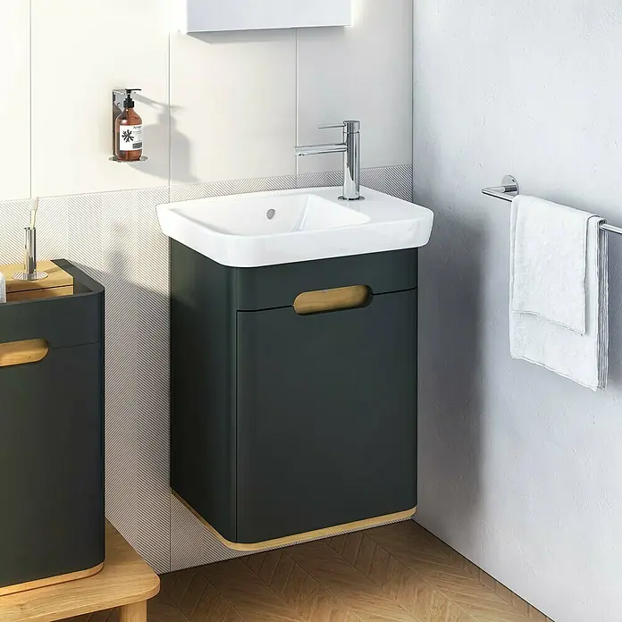 VitrA Sento Badmöbel-Set - Gesamtbreite Badmöbel: 50 cm, Anthrazit, Matt, DIN Anschlag: Links - Das moderne Badezimmerwaschbecken in Schwarz mit Holzdetails, ein stilvolles Möbelstück, das Funktionalität und Ästhetik vereint.