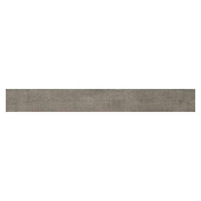 Atlas Concorde Solution Yorkshire Sockelfliese Ash - 7,2 x 60 cm, Grau, Matt - Detailaufnahme einer keramischen Bodenfliese in einem warmen Grauton, ideal für moderne Innenräume und langlebige Bodenbeläge.