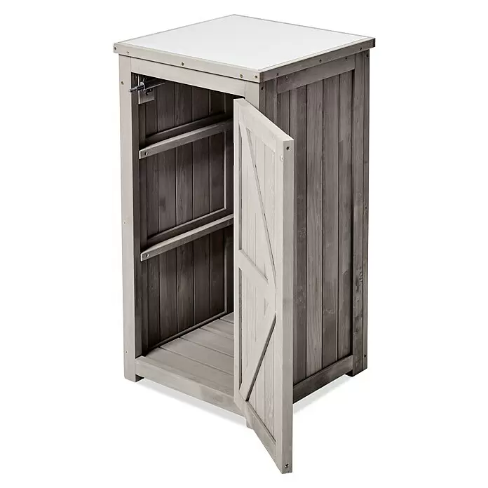 Butenkist Geräteschrank NEELE - 45 x 45 x 85 cm, Warm Grey - Verwitterter grauer Holz-Gartenschrank mit weißer Platte und offener Tür, der Innenregale zeigt.