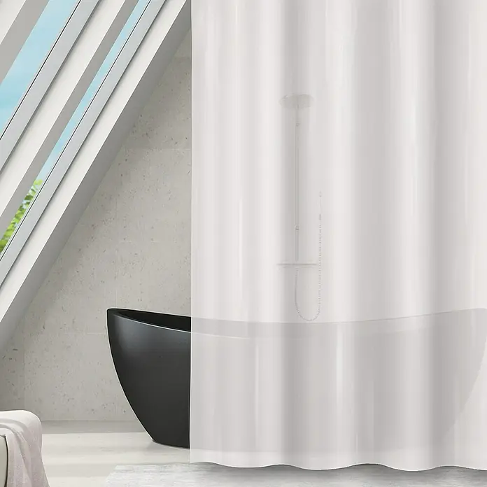 Spirella Cortina de baño - An x Al: 120 x 200 cm, Plástico, Blanco - Un baño moderno con bañera exenta, oculta por una cortina de ducha blanca y transparente para privacidad y estilo.