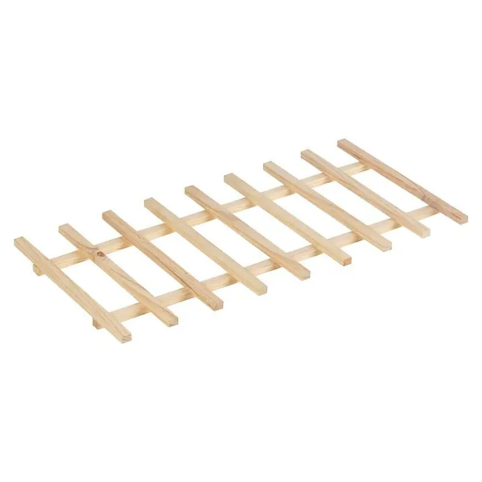 Astigarraga Evolution Botellero - L x An x Al: 37 x 73,5 x 1,5 cm, Madera - Primer plano de un somier de láminas de madera clara, formado por múltiples láminas horizontales y verticales, sobre fondo negro.