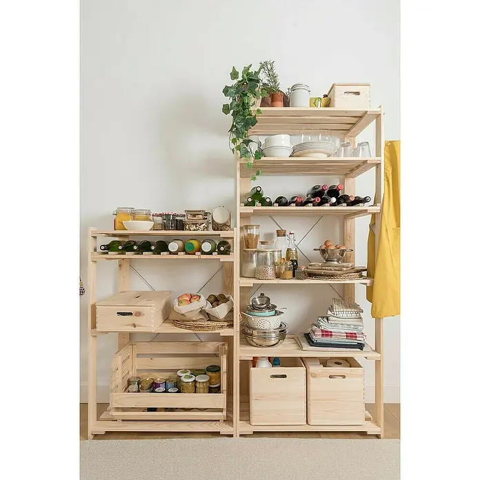 Astigarraga Evolution Botellero - L x An x Al: 37 x 73,5 x 1,5 cm, Madera - Imagen de estanterías de madera llenas de diversos artículos como platos, vasos, conservas y alimentos.