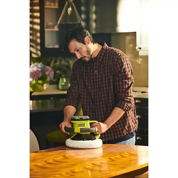 Ryobi ONE+ Polierrad RAK2BB - Passend für: RBP18250-0, 2 Stk., Durchmesser: 250 mm - Anwendungsbeispiel