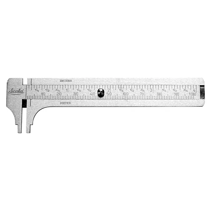 Scala Taschenschieblehre - Messing, Länge: 10 cm - Messung einer kleinen Kugel mit einem Scala Messschieber. Präzise Messung mit einer analogen Anzeige für genaue Ergebnisse.