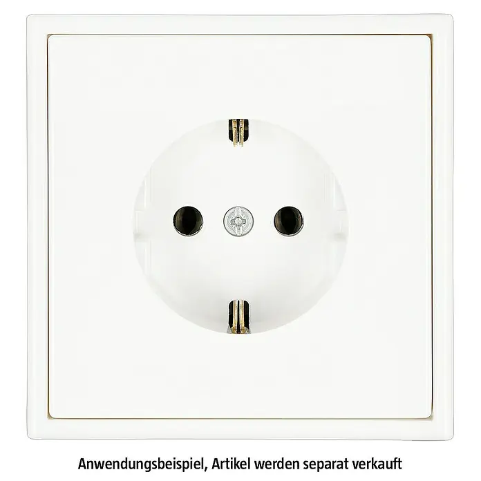 Jung LS 990 Steckdose LS1520WW - Alpinweiß, Glänzend, Kunststoff, Unterputzmontage - Nahaufnahme einer weißen Schuko-Steckdose, die in einer quadratischen weißen Blende montiert ist und eine geerdete Stromversorgung ermöglicht.