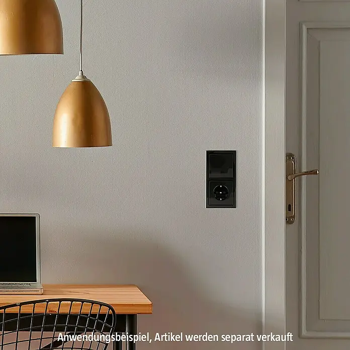 Busch-Jaeger Future Linear Universalwippe 1786-81 - Anthrazit, Kunststoff - Schwarze Steckdose mit Klappdeckel und Schalter im modernen Design für den Innenbereich.