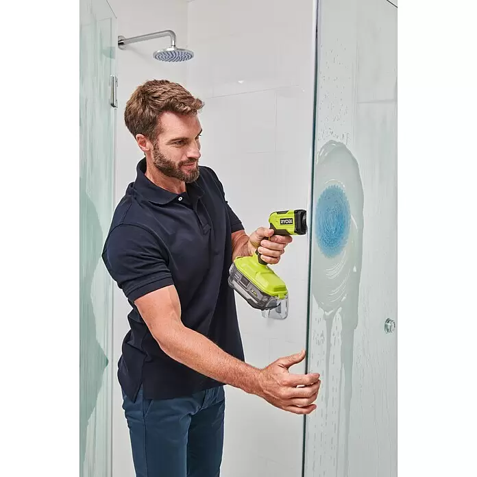 Ryobi ONE+ Akku-Reinigungsbürste R18CPS-0 - 18 V, Ohne Akku - Anwendungsbeispiel