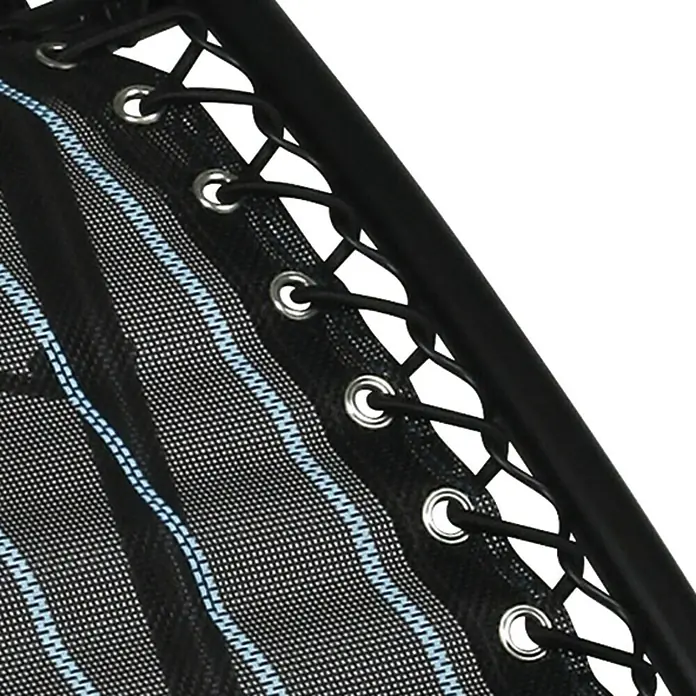 Lafuma Ersatzschnur - Schwarz/Weiß, Passend für: Lafuma Relaxsessel RSX - Detailaufnahme eines Relaxsessels mit schwarzem Gestell und elastischer Bespannung mit Ösen.