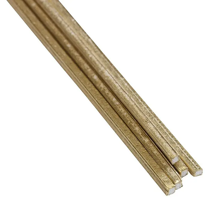 Rothenberger Industrial Schweiß- & Hartlötstab ROLOT 602 - Ø x L: 2,5 x 333 mm, Schmelztemperatur: 890 °C, 5 Stk. - Nahaufnahme von goldenen Metallstäben, die für Handwerksprojekte geeignet sind. Sie sind quadratisch und liegen parallel zueinander.
