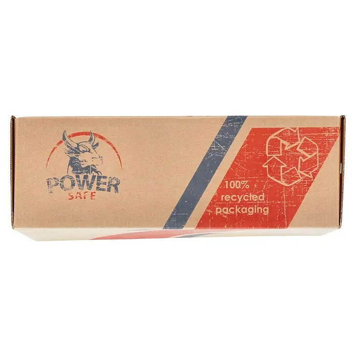 Sicherheitsstiefel Gordon - 44, Schutzklasse nach EN ISO 20345: S1P, Schwarz, Orange - Bild einer braunen Power Safe-Produktverpackung mit rotem Recycling-Logo, Text und einem blauen Streifen, der für umweltfreundliche Praktiken steht.