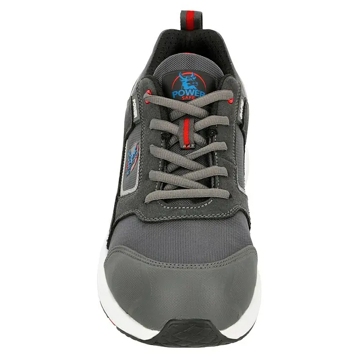 Sicherheitshalbschuh Levi - 44, Schutzklasse nach EN ISO 20345: S1P, Grau - Aufnahme eines grauen Power Safe Sneakers, mit Schnürsenkeln, der die Marke und das robuste Design hervorhebt.