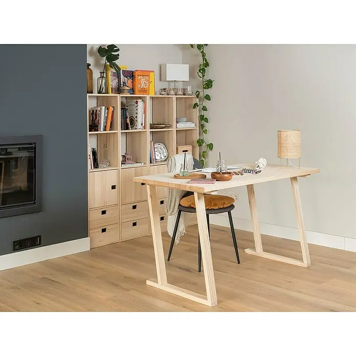 Astigarraga Pata para muebles Bok - L x An x Al: 5,8 x 64 x 75 cm, Natural, 4 posiciones - Una luminosa oficina de madera con un diseño único de patas en forma de Z combinada con una librería y una decoración de habitación sencilla y luminosa.