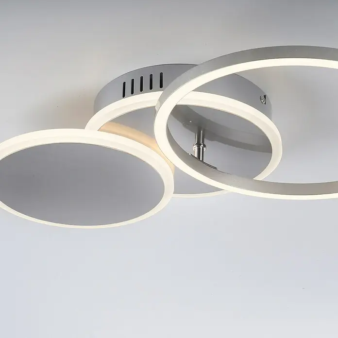 Just Light LED-Deckenleuchte SEVENT - 29 W, L x B x H: 50 x 33,4 x 8,2 cm, Stahl, Warmweiß - Moderne LED-Deckenleuchte mit drei silbernen Kreisen, die ein elegantes und helles Ambiente schafft. Perfekt für Wohn- und Schlafräume.