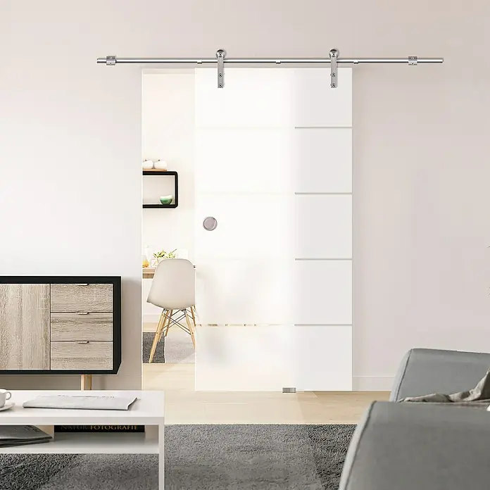 Diamond Doors Glasschiebetür Galaxy 6.0 - 935 x 2.058 mm, Einscheibensicherheitsglas (ESG) - Eine moderne Glasschiebetür mit horizontalen Akzenten und einem silbernen Schienensystem, die Eleganz und Funktionalität vereint.