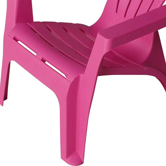 Progarden Kinder-Stapelstuhl Mini-Selva - L x B x H: 37 x 39,5 x 44,5 cm, Kunststoff, Rosa - Nahaufnahme eines pinkfarbenen Kunststoffstuhls, der ein modernes und dennoch haltbares Design zeigt.