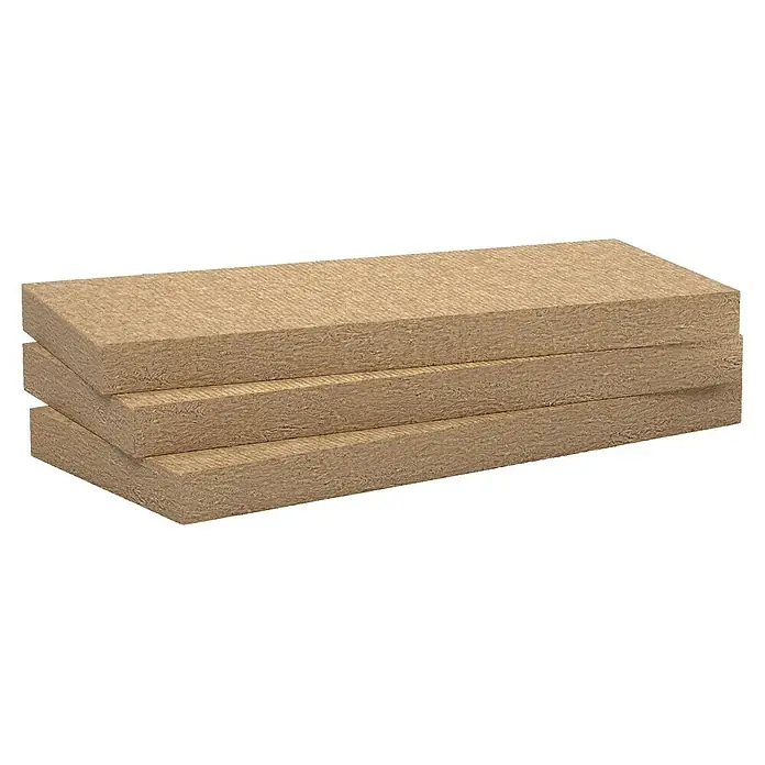 Rockwool Lana de roca semirrígida Alpharock Premium - 135 cm x 60 cm x 40 mm, 8,1 m² - Primer plano de tres placas de aislamiento de lana de roca, utilizadas para el aislamiento térmico y acústico en edificios.