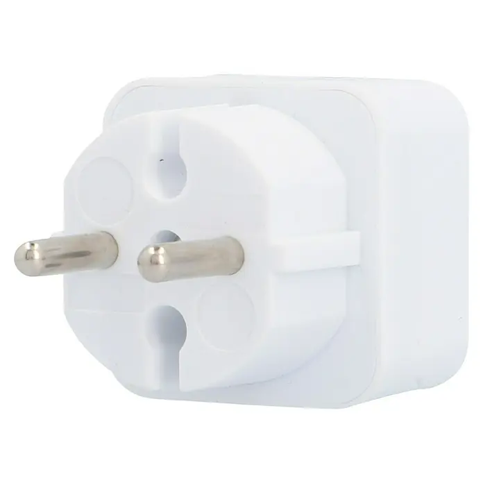 Euro-Adapter - Weiß, Anzahl Steckdosen Euro: 2 Stk., 1.250 W - Nahaufnahme eines weißen Stromadapters mit zwei runden Stiften, geeignet für europäische Steckdosen. Ideal für Reisen.