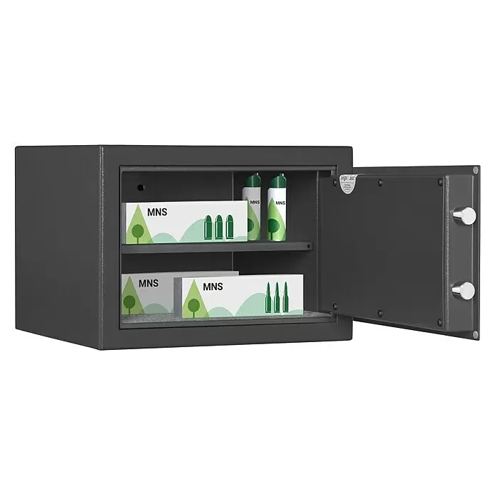 Format Munitionsschrank MNS 410 - Doppelbart-Hochsicherheitsschloss, L x B x H: 380 x 420 x 300 mm - Dunkelgrauer geöffneter Safe mit Regalböden, die MNS-Schachteln und -Dosen mit grünen Patronenmotiven enthalten. Die Riegel sind an der Tür sichtbar.