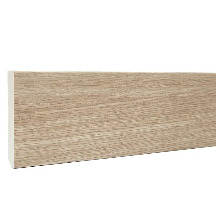 Rodapié espumado Sawn Wood - 2,2 x 13 x 90 mm - Rodapié de madera clara, perfecto para cualquier habitación. El listón es duradero y fácil de instalar.