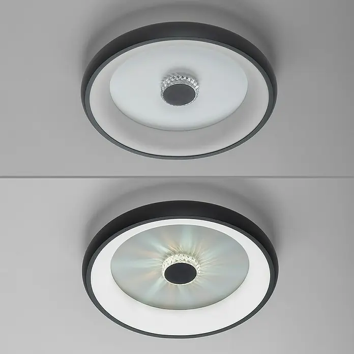Just Light LED-Deckenleuchte rund VERTIGO - 33 W, Ø x H: 46,5 x 9,5 cm, Schwarz, Mehrfarbig - Zwei moderne LED-Deckenleuchten in runder Form mit schwarzem Rand und weißem Diffusor, einmal an- und einmal ausgeschaltet.