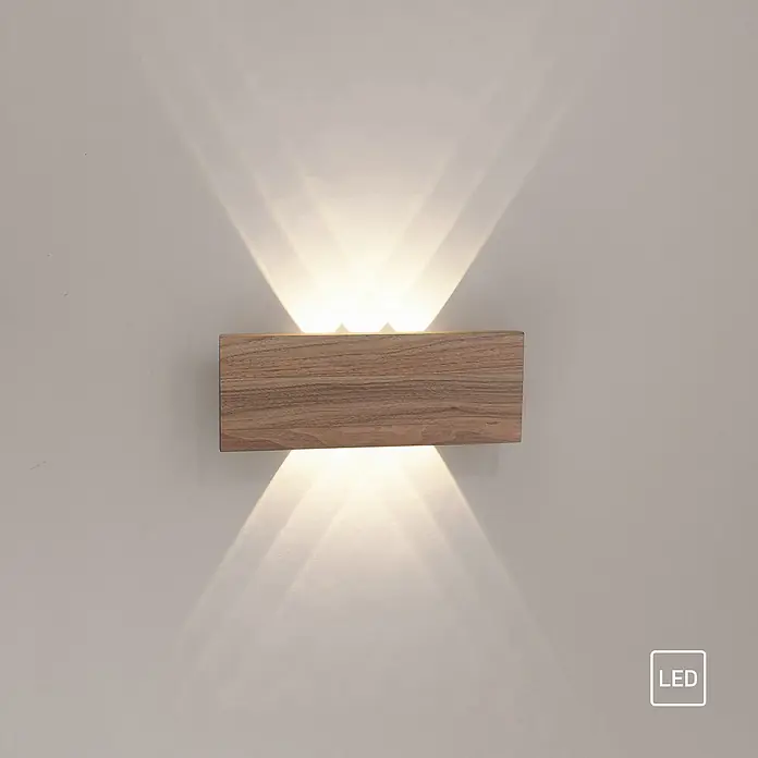 Paul Neuhaus Wandleuchte PALMA - 6,5 W, L x B x H: 32 x 6 x 12 cm, Holz, Sonstige - Eine moderne Holzwandleuchte mit LED-Beleuchtung, die ein warmes, einladendes Licht in zwei Richtungen abstrahlt.
