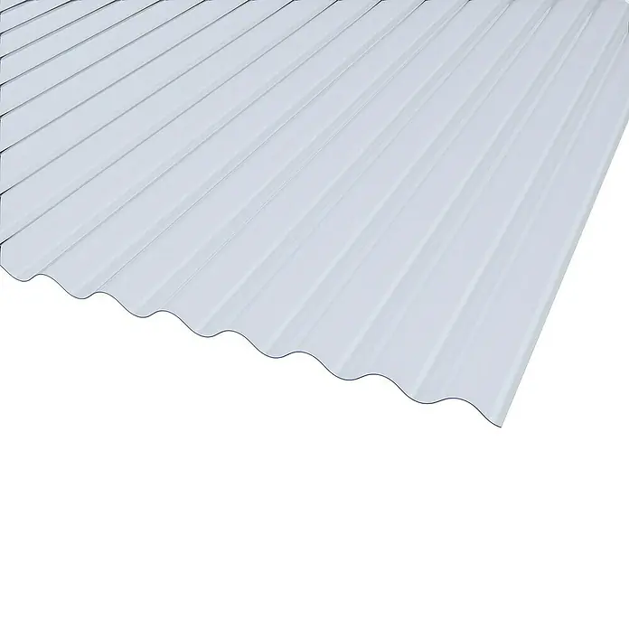 Wellplatte Lightblue - 2.000 x 900 x 0,7 mm, PETG, Transparent, Glatt, Profil: 76/18 mm, Rund - Nahaufnahme einer transparenten, gewellten Kunststoffplatte, die sich ideal für Dächer und Verkleidungen eignet.