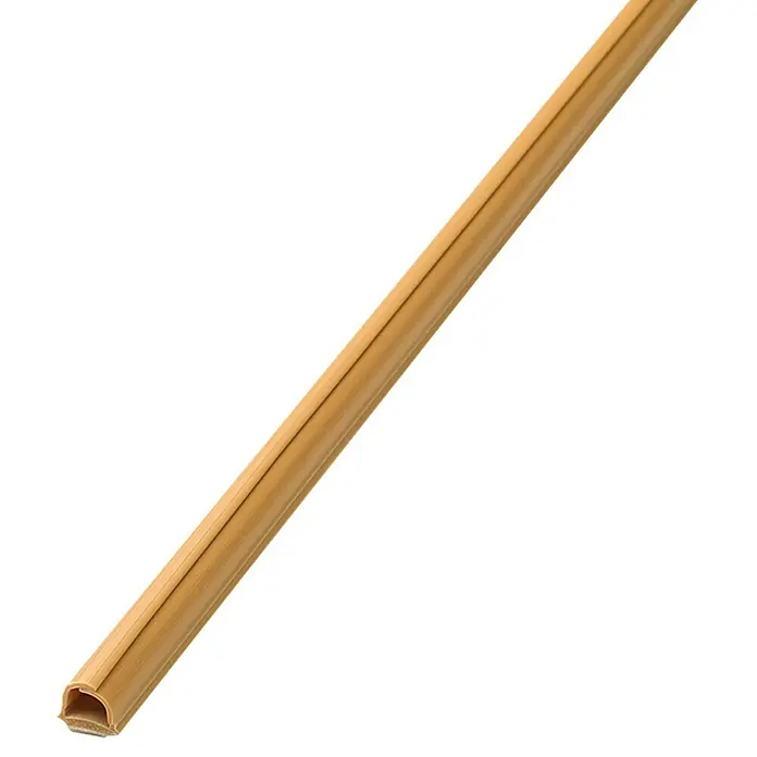 Inofix Cablefix Guía pasacables - Largo: 1 m, Beige, 4 ud. - Una sola moldura dorada de un cuarto de círculo sobre un fondo negro, ideal para acentos y acabados.