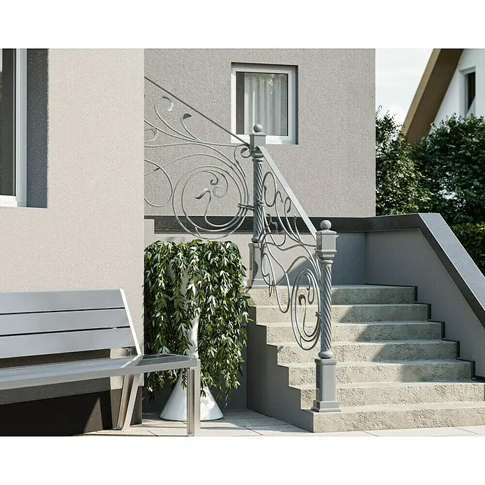 swingcolor Buntlack Kunstharz für Außen - Silbergrau, Hochglänzend, 750 ml, Lösemittelbasiert - Die kunstvollen Metallgeländer mit verschnörkelten Details verschönern den Treppenaufgang des Hauses und verleihen ihm einen eleganten Touch.