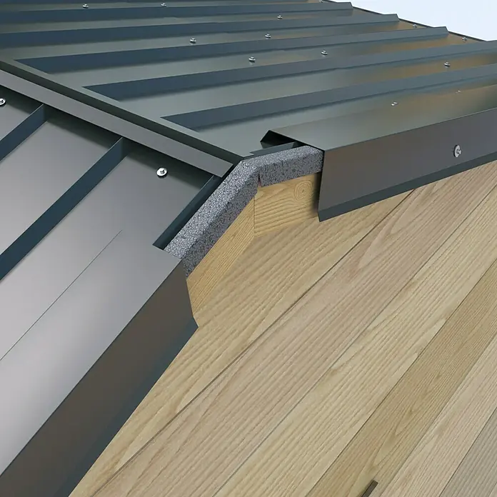 Sarei Piccolo Spenglerschraube - Edelstahl, 25 Stk., Anthrazit - Detailansicht einer Metalldachkonstruktion mit Dämmung. Die robuste und langlebige Bauweise des Daches ist deutlich erkennbar.