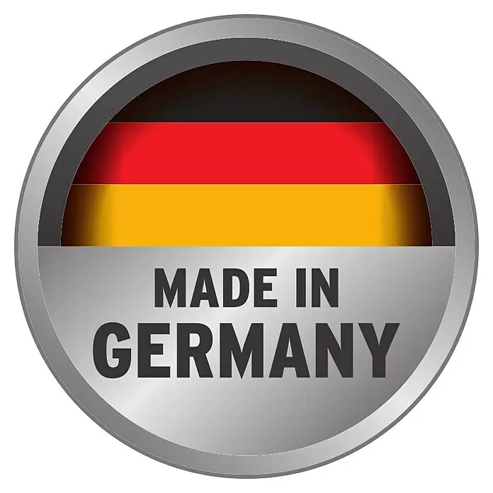 Brennenstuhl Garant Kabeltrommel - Kunststoff, 40 m, AT-N05V3V3-F, IP44 - Rundes, metallisches Abzeichen mit deutscher Flagge und der Aufschrift „Made in Germany“.