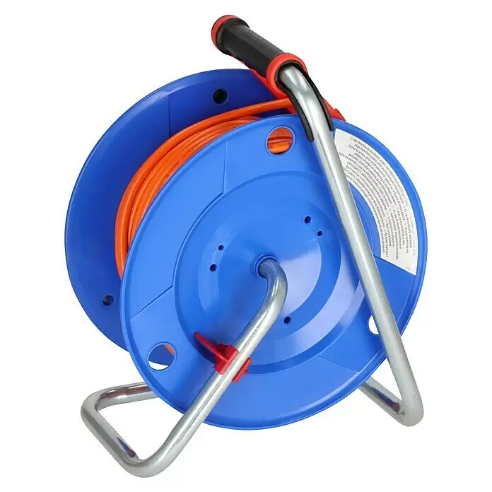 Brennenstuhl Garant Kabeltrommel - Kunststoff, 40 m, AT-N05V3V3-F, IP44 - Blaue Kabeltrommel mit orangefarbenem Kabel, silbernem Metallrahmen und schwarz-rotem Griff.