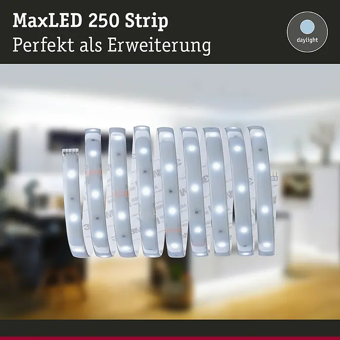 Paulmann MaxLED 250 LED-Band IP44 - Länge: 2,5 m, Lichtfarbe: Tageslichtweiß, 10 W, 750 lm, IP44 - Das Bild zeigt einen MaxLED 250 Strip, der sich perfekt als Erweiterung eignet. Die LED-Leiste strahlt helles, weißes Tageslicht aus.