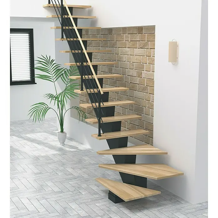Sogem Escalera principal Gomera con barandilla - Haya, Ancho: 85 cm, 1/4 espiral izquierda, Negro, Altura de planta: 285,2 cm - Moderna escalera voladiza con peldaños de madera y barandilla negra, un elegante elemento arquitectónico en la habitación.