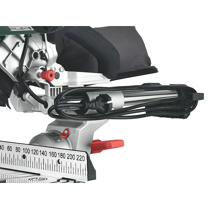 Metabo Kapp- & Gehrungssäge KGS 216 M Set - 1.500 W, Durchmesser Sägeblatt: 216 mm, Leerlaufdrehzahl: 5.000 U/min - Nahaufnahme einer Paneelsäge, die ihre komplizierten Mechanismen und Konstruktionsmerkmale hervorhebt.