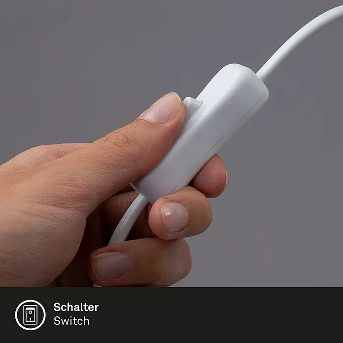 Briloner LED-Tischleuchte Daylight - 8 W, L x B x H: 23 x 12 x 44 cm, Weiß, Tageslichtweiß - Nahaufnahme eines weißen Schnurschalters, der von einer Hand bedient wird, um die Lampe ein- oder auszuschalten.\n