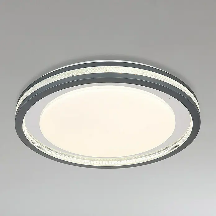 Globo LED-Deckenleuchte rund TERPSA - 30 W, Ø x H: 47,8 x 6,7 cm, Weiß-matt, Mehrfarbig - Eine moderne, runde Deckenleuchte mit grauem Rand und einem kristallbesetzten Ring, die ein helles, diffuses Licht abgibt.