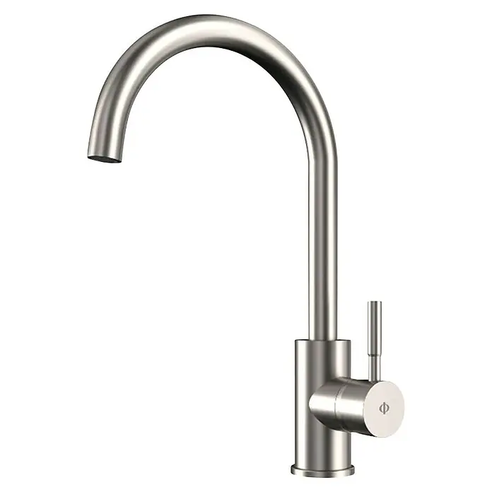 IO Round Grifo de cocina - Acero, Satinado - Elegante grifo de cocina con caño curvado y maneta única, hecho de acero inoxidable cepillado para una mejora moderna de la cocina.