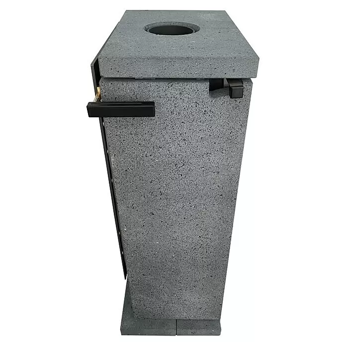 xeoos Kaminofen Patagonia X5 - 5 kW, Raumheizvermögen: 20 m³ - 70 m³, Farbe Verkleidung: Lava - Grauer, strukturierter Beton-Abfalleimer mit runder Öffnung und schwarzen Metallakzenten.