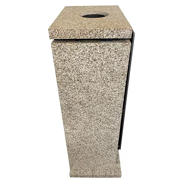 xeoos Kaminofen Patagonia X5 - 5 kW, Raumheizvermögen: 20 m³ - 70 m³, Farbe Verkleidung: Ming Yellow - Gesprenkelter Granit-Abfallbehälter mit runder dunkler Öffnung und schwarzen Seitenpaneelen.