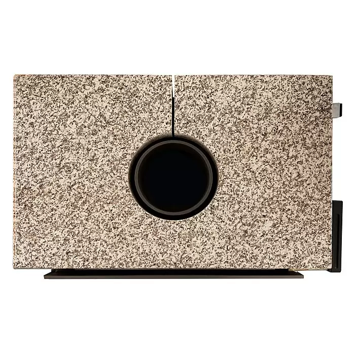 xeoos Kaminofen Patagonia X8 - 8 kW, Raumheizvermögen: 40 m³ - 100 m³, Sandfarben/Anthrazit - Helle gesprenkelte Granit-Arbeitsplatte mit mittigem rundem schwarzem Waschbecken.