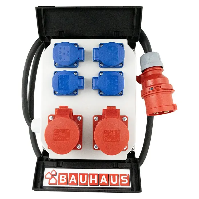 BAUHAUS Baustromverteiler - Anzahl CEE-Steckdosen: 2 Stk., Anzahl Steckdosen Schuko: 4 Stk., IP44 - Bauhaus Stromverteiler mit vier blauen und zwei roten Steckdosen sowie rotem Stecker für Baustellen und den Außenbereich.