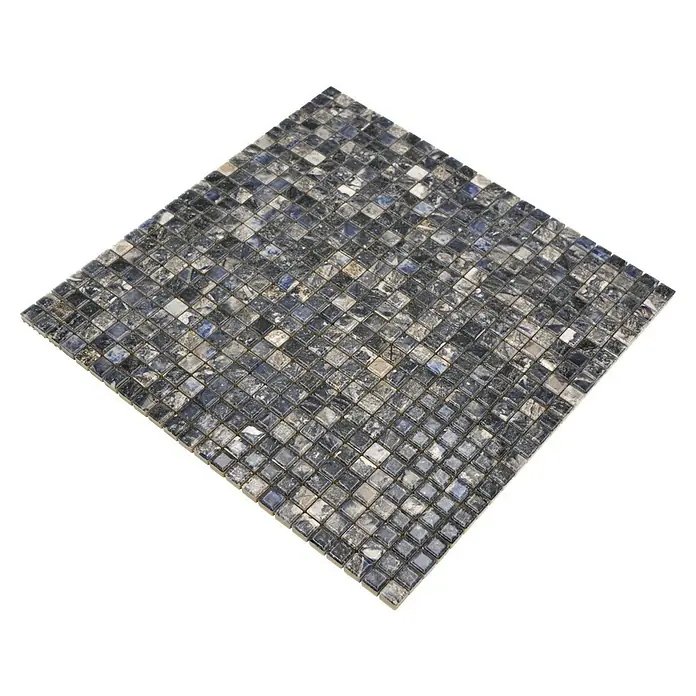Mosaikfliese JAB 10MM28 dark - 31,5 x 31,5 cm, Anthrazit/Blau, Glänzend - Nahaufnahme eines quadratischen Mosaikfliesenmusters mit verschiedenen Grau- und Blautönen für ein stilvolles Interieur.