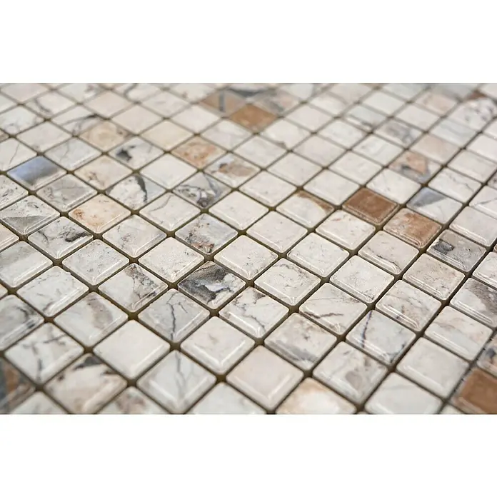 Mosaikfliese JAB 10MM24 beige - 31,5 x 31,5 cm, Weiß/Braun, Glänzend - Nahaufnahme von quadratischen Marmormosaikfliesen mit natürlicher Textur und subtilen Farbvariationen, ideal für elegante Innenräume.