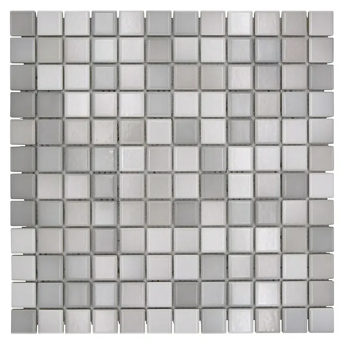 Mosaikfliese JAB 23F220 mix warm grey - 29,7 x 29,7 cm, Mix Warm Grau, Glänzend - Nahaufnahme einer quadratischen Mosaikfliese in Grau- und Weißtönen, ideal für moderne Wand- und Bodengestaltungen.