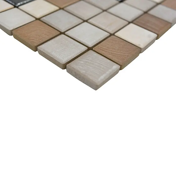 Mosaikfliese JAB 23SB06 mix wood metallic - 29,7 x 29,7 cm, Braun/Beige/Silber, Matt - Nahaufnahme von kleinen, quadratischen Mosaikfliesen in verschiedenen Braun- und Beigetönen, ideal für eine stilvolle Wandgestaltung.