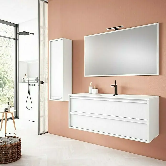 Mueble bajo de lavabo Línea - L x An x Al: 45 x 120 x 50 cm, Blanco - Interior de baño moderno con un tocador flotante con cajones, un gran espejo y un armario alto blanco contra una pared de color rosa.